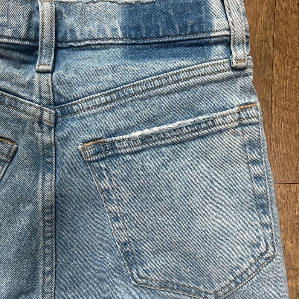 Abercrombie 90s Straight High Rise Crossover Waist Jeans Light Wash Raw Hem 27 - Picture 12 of 13